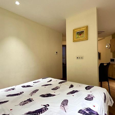 Welcome Deluxe Apartments on Buzand 17 Jerevan Buitenkant foto