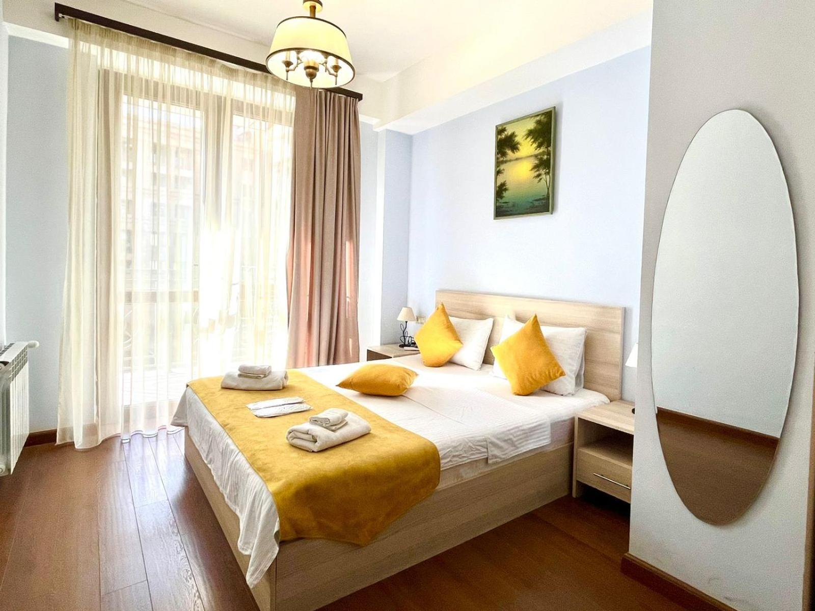 Welcome Deluxe Apartments on Buzand 17 Jerevan Buitenkant foto