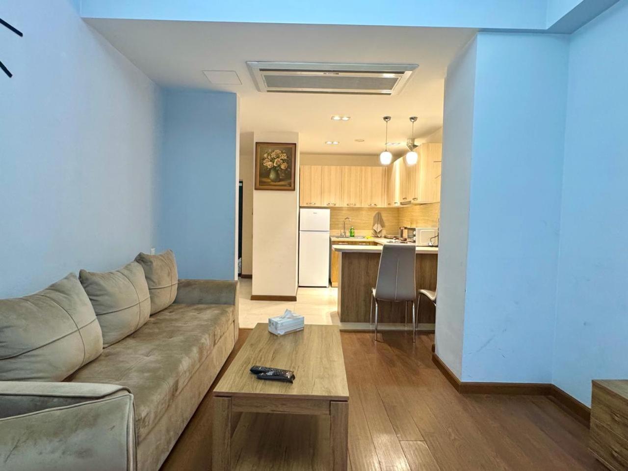 Welcome Deluxe Apartments on Buzand 17 Jerevan Buitenkant foto