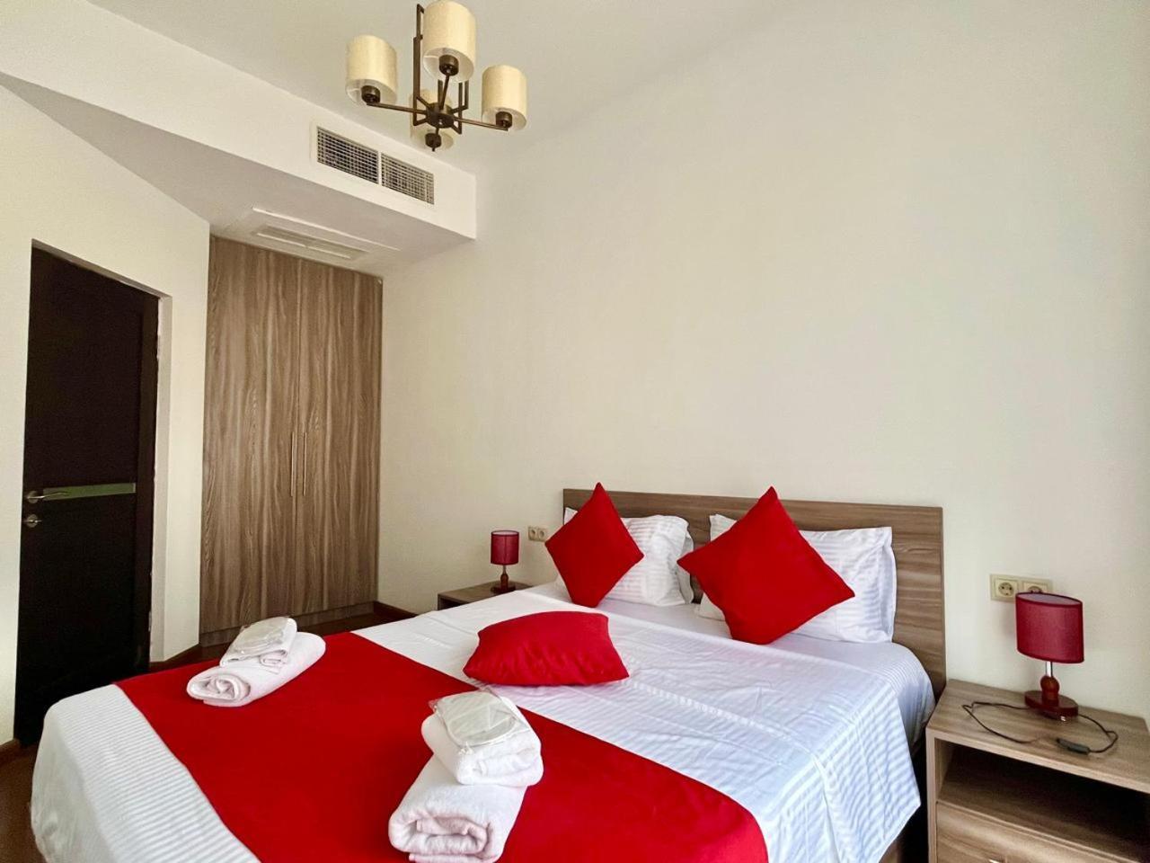 Welcome Deluxe Apartments on Buzand 17 Jerevan Buitenkant foto