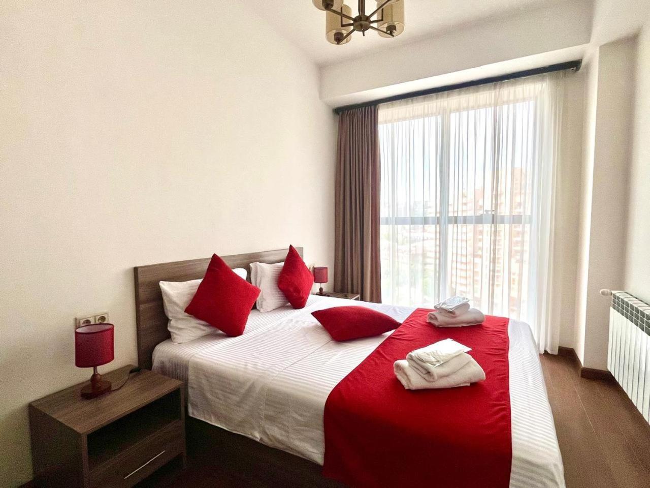 Welcome Deluxe Apartments on Buzand 17 Jerevan Buitenkant foto